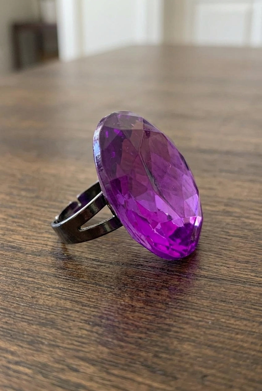Oversized Costume Ring