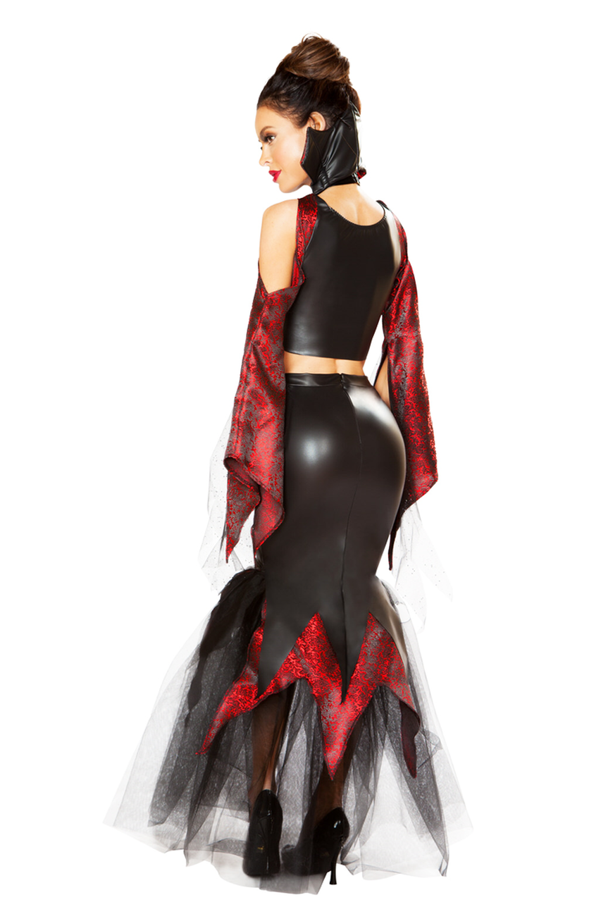 Shop this women's deluxe vampire costume by Roma Costume sold by Julbie.com